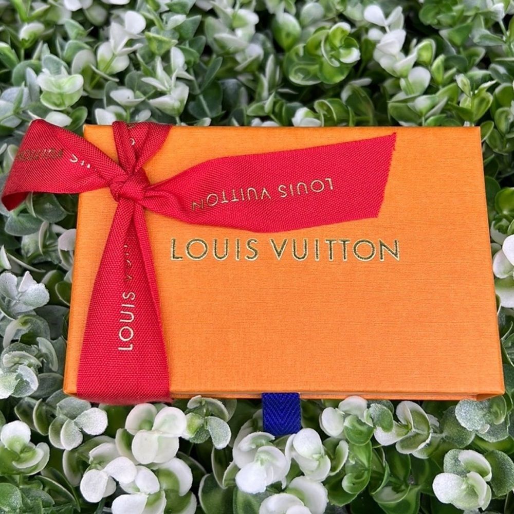 Louis Vuitton Limited Edition Holiday Gift Box and Ribbon NEW